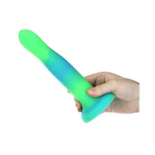 Addiction Rave Dildo de Silicona Flexible de 8 in. que Brilla en la Oscuridad Azul Verde