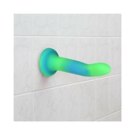 Addiction Rave Dildo de Silicona Flexible de 8 in. que Brilla en la Oscuridad Azul Verde